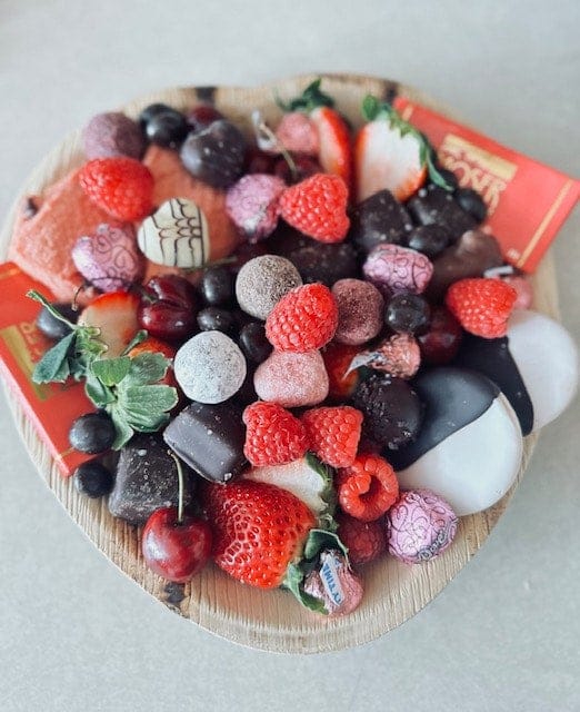 Say I Love You Sweetie board of artisan sweets